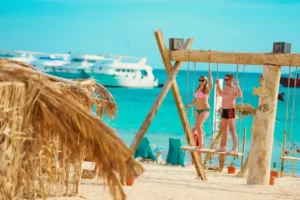 Hula Hula Island Schnorcheln Buchen - Korallenriff mit bunten Fischen