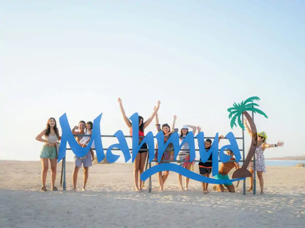 Privates Schnellboot vor der traumhaften Insel Mahmya im Roten Meer bei Hurghada